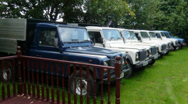 Land Rover Defender Tippers